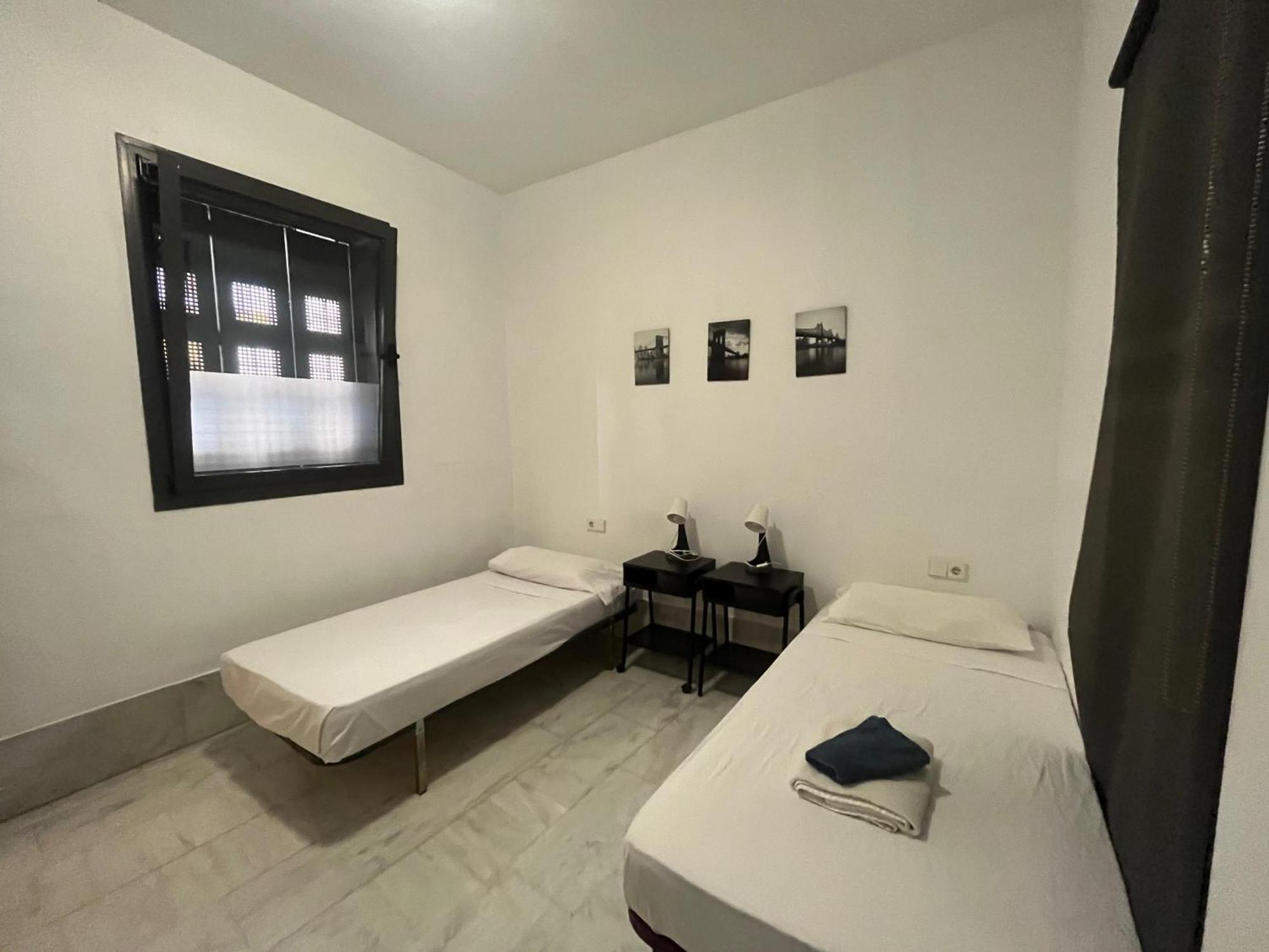Center Veronica Confort Sevilla Dış mekan fotoğraf